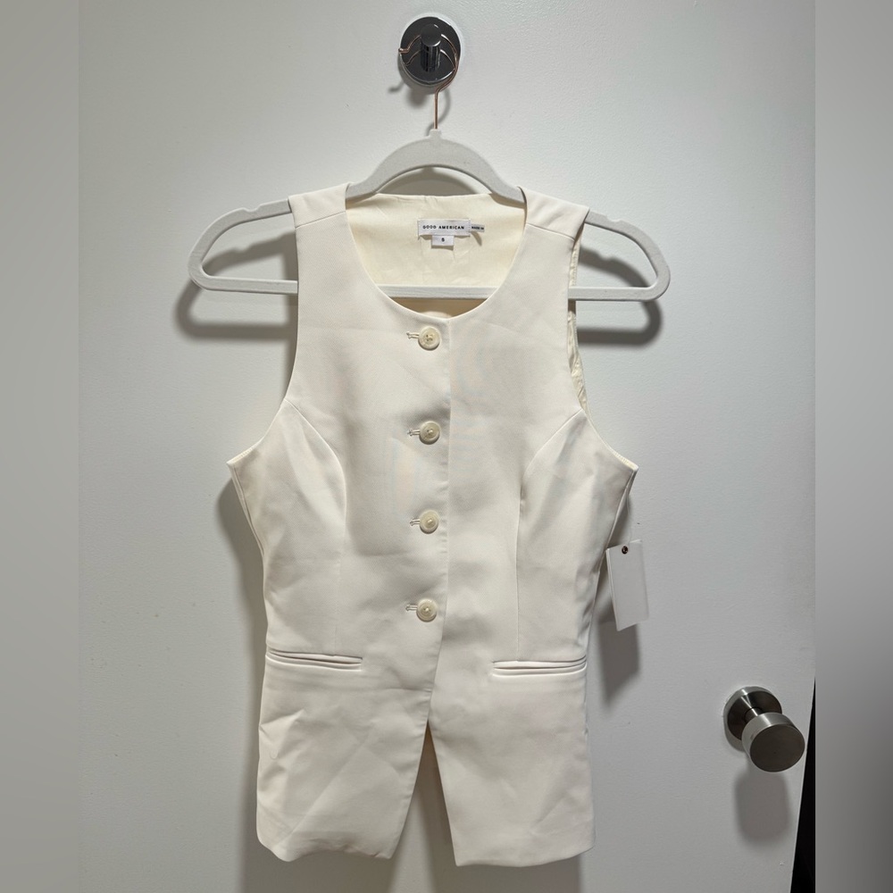 Good American Cloud White Vest